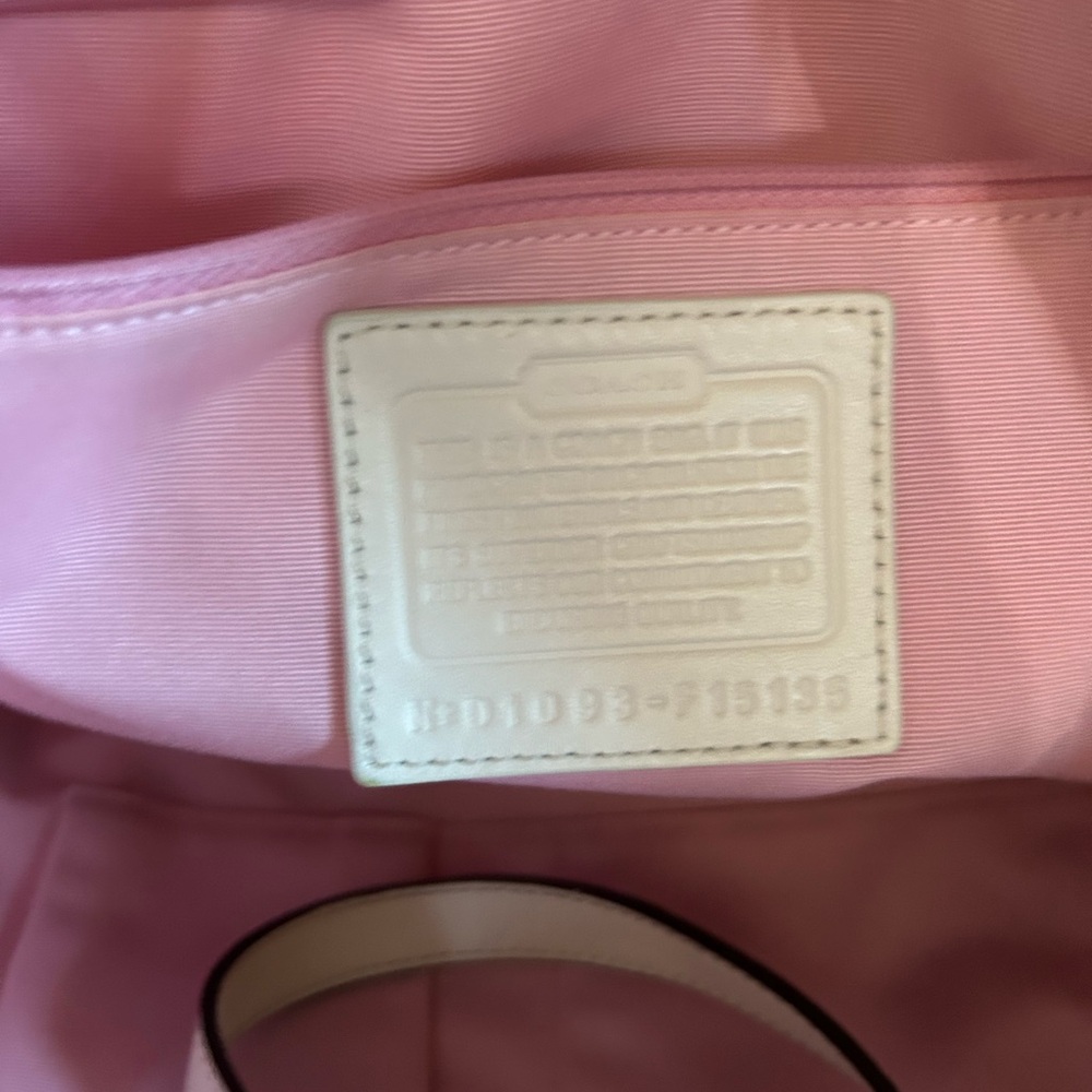 Coach Signature Chelsea Lea Medium Shoulder Tote Bag 10x16 GReat condition - Picture 6 of 7